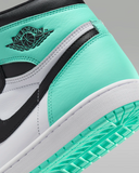 Men's Air Jordan 1 Retro High OG Shoes - White / Green Glow / Black - Sneaker-bargains Nike