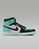 Men's Air Jordan 1 Retro High OG Shoes - White / Green Glow / Black - Sneaker-bargains Nike